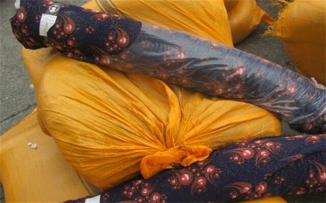 کشف محموله 900 میلیونی قاچاق پارچه در قم