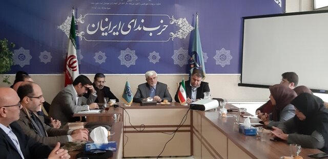 عارف: ابهاماتی درباره اغتشاشات اخیر و کشته&zwnj;شده&zwnj;ها وجود دارد