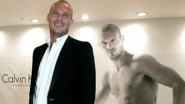 مربی جدید آرسنال، از تبلیغ لباس زیر تا سرمربی&zwnj;گری فوتبال