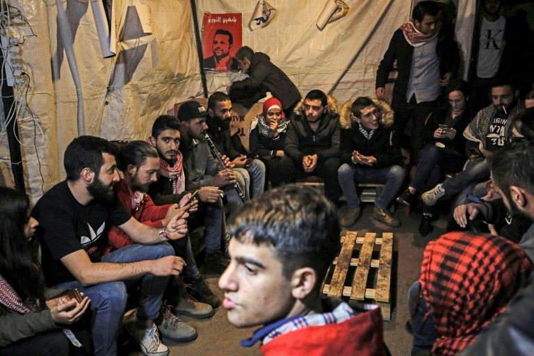 چادرهای چادرهای گفت و گو معترضانلبنان