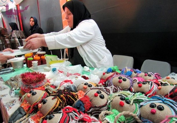 آسیب جدی کرونا به زنان شاغل در مشاغل غیررسمی آسیب جدی کرونا به زنان شاغل در مشاغل غیررسمی