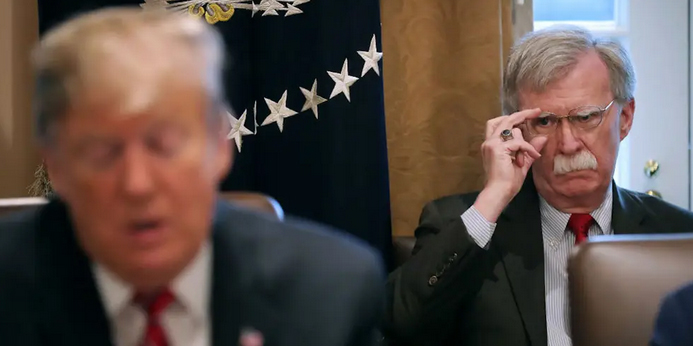 ترامپ در خط پایان و گزینه ضعیف جنگ با ایران ترامپ در خط پایان و گزینه ضعیف جنگ با ایران