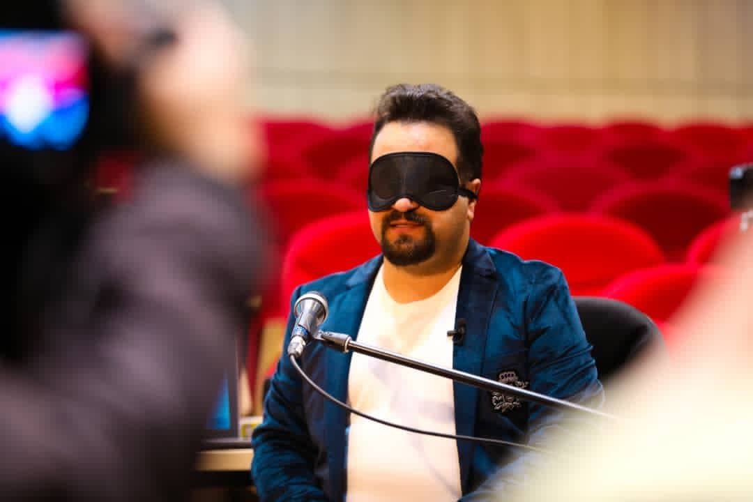 مرتضی جاوید برای دومین بار در حوزهی حافظه رکورد گینس را شکست مرتضی جاوید برای دومین بار در حوزهی حافظه رکورد گینس را شکست