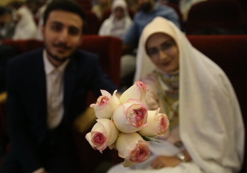 تخفیف ۱۰۰ درصدی شهریه برای کسانی که حین تحصیل ازدواج می کنند