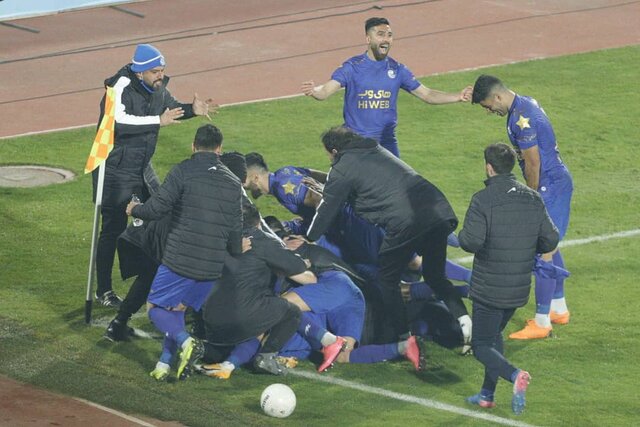 آرش برهانی: داور تحت تاثیر بیانیه&zwnj;های قبل داربی بود