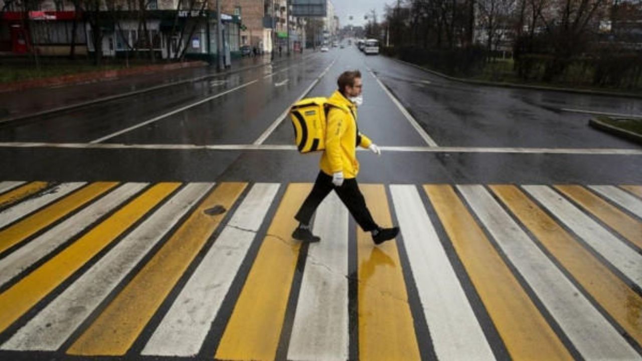 ایده جالب میلیونر روس برای خلاصی از قرنطینه ایده جالب میلیونر روس