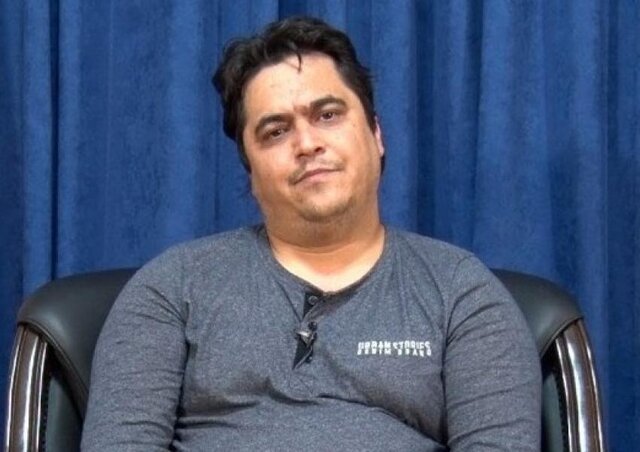  روح الله زم 