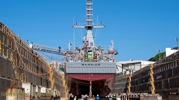 از جابجایی اتوبوس خاص تا یک اصلاح کرونایی! (+تصاویر) از جابجایی اتوبوس خاص تا یک اصلاح کرونایی! (+تصاویر)