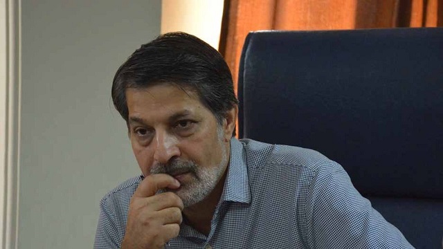 عمادالدين باقي: صدايم به جايي نمي&zwnj;رسد