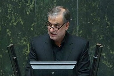 احمدی بیغش: هرگز نگفتم جزایر ایرانی به چینی&zwnj;ها واگذار شده است/با شهامت می&zwnj;گویم خلط کلامی بود