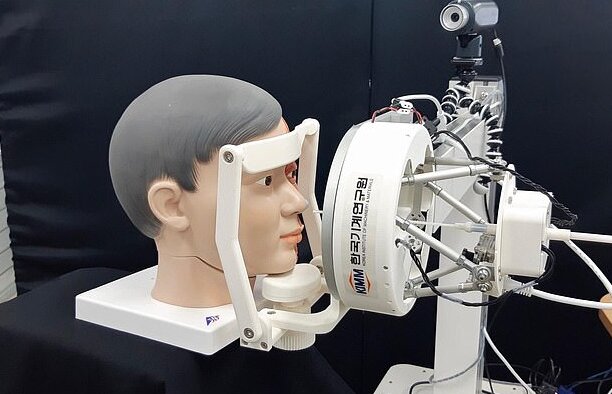 ربات&zwnj;ها برای انجام تست کرونا جاگزین انسان می&zwnj;شوند