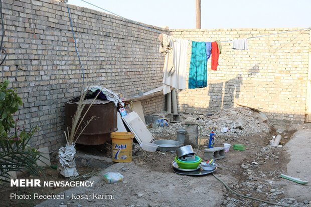 حکم تخریب یک روستا با 300 خانوار در اهواز/ دستگیری عده ای بخاطر ترک نکردن خانهها حکم تخریب یک روستا با 300 خانوار در اهواز/ دستگیری عده ای بخاطر ترک نکردن خانهها