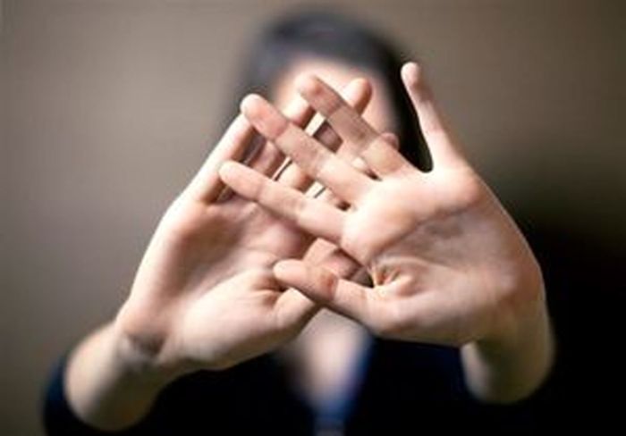 عبور افکار عمومی از «سرزنش قربانی»؛ مهمترین دستاورد ماجرای افشای آزار جنسی دختران عبور افکار عمومی از «سرزنش قربانی»؛ مهمترین دستاورد ماجرای افشای آزار جنسی دختران