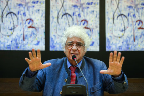 چکناواریان: خودم را زندانی کرده&zwnj;ام و شب و روز آهنگ می&zwnj;سازم