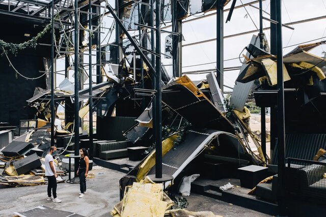 گزارش گاردین از خسارتهای پس از انفجار در بندر بیروت گزارش گاردین از خسارتهای پس از انفجار در بندر بیروت