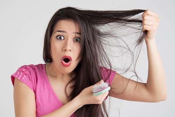 راهنمای خرید شامپوی ضد ریزش موی مؤثر