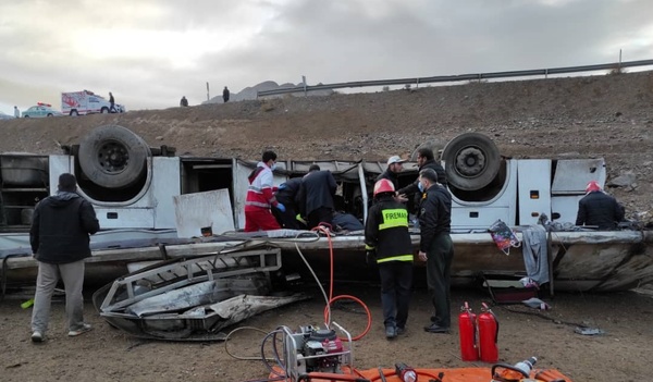 ۴ کشته و ۱۷ مصدوم بر اثر واژگونی اتوبوس ۴ کشته و ۱۷ مصدوم بر اثر واژگونی اتوبوس