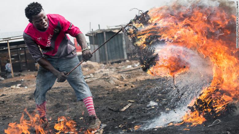 بازیافت زبالههای الکتریکی بازیافت زبالههای الکتریکی