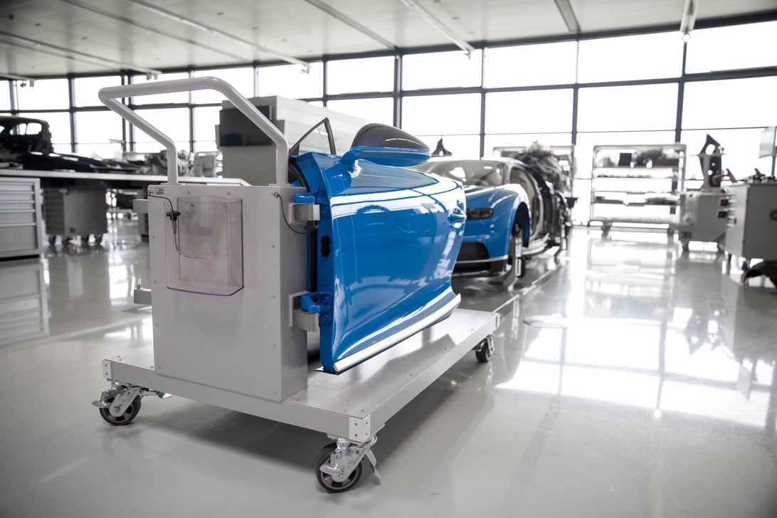 بوگاتی شیرون چگونه تولید می شود؛ ترکیب هنر و مهندسی در یک بوگاتی شیرون چگونه تولید می شود؛ ترکیب هنر و مهندسی در یک