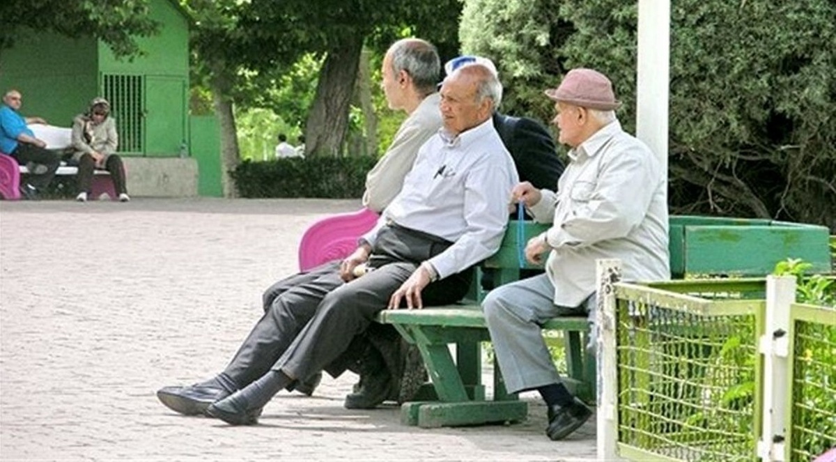 لایحه بودجه ۱۴۰۲/ سن بازنشستگی ۲ سال زیاد می‌شود