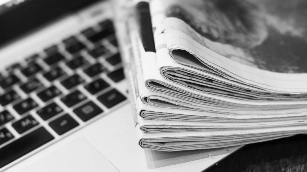 8 علامتی که نشان میدهد انقلاب هوش مصنوعی از کنترل ما خارج میشود 8 علامتی که نشان میدهد انقلاب هوش مصنوعی از کنترل ما خارج میشود