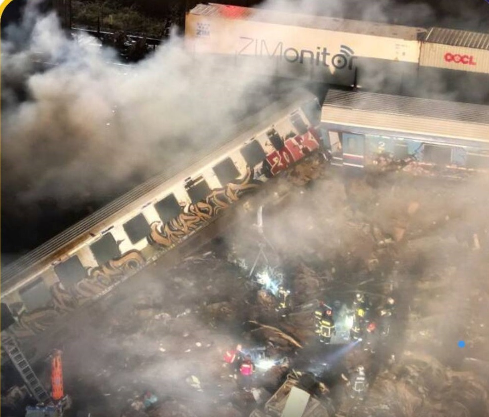 برخورد مرگبار ۲ قطار در یونان/ ۳۲ کشته و ۸۵ زخمی