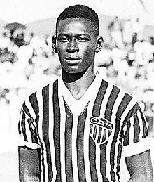 پله به روایت پله: حتی آسمان هم گریه میکرد پله به روایت پله: حتی آسمان هم گریه میکرد