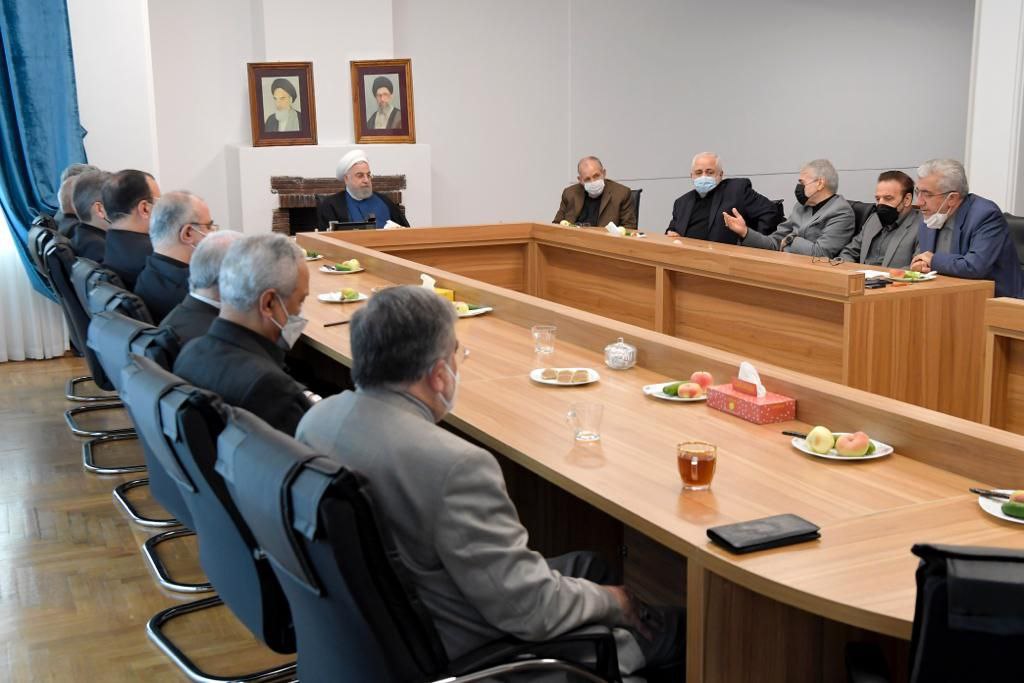 روحانی: چه کسی به ترامپ چراغ سبز نشان داد؟/ اگر می&zwnj;گذاشتند به برجام برگردیم، دولت را در شرایط دیگری تحویل می&zwnj;دادیم/ حدود۱۱۰ میلیون دوز واکسن خریداری کردیم