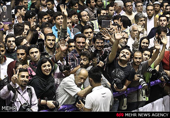 پپیشنهاداتی برای بهبود وضعیت روزنامه نگاران پپیشنهاداتی برای بهبود وضعیت روزنامه نگاران