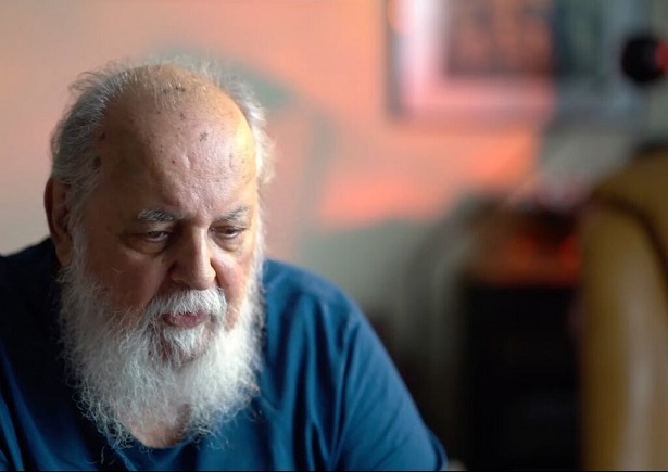 و پرده برای همیشه فروافتاد... و پرده برای همیشه فروافتاد...