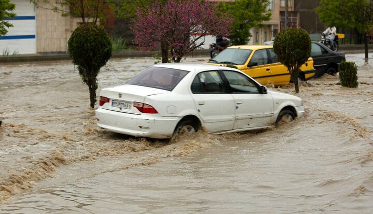 فوت یک زن در سیل آباده طشک فارس