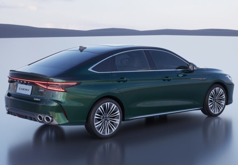 چری آریزو 8 چری آریزو 8