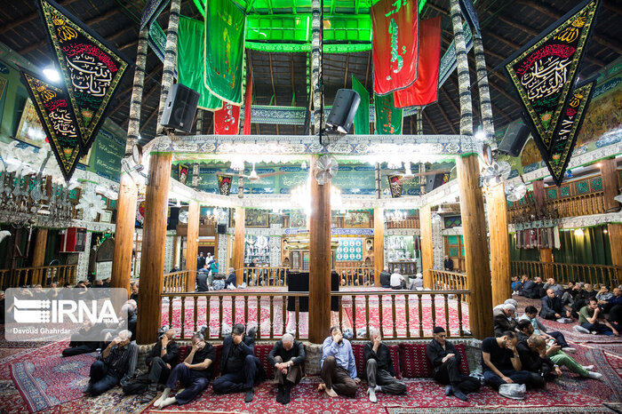 حسینیه&zwnj;ها و تکیه&zwnj;های تاریخی تهران/ شوفرها و سوپورها تکیه عزاداری دارند + عکس