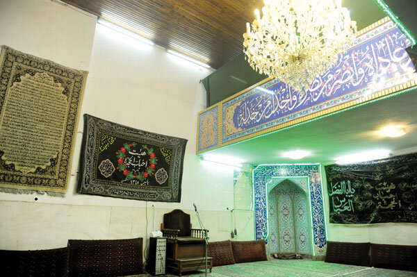 حسینیه&zwnj;ها و تکیه&zwnj;های تاریخی تهران/ شوفرها و سوپورها تکیه عزاداری دارند + عکس