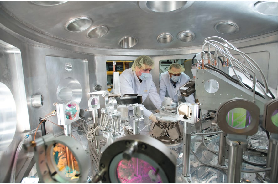 تولید الماس از پلاستیک با کمک لیزر تولید الماس از پلاستیک با کمک لیزر