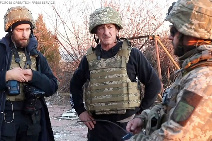 شان پن در اوکراین