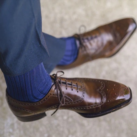 راهنمای ست کردن جوراب با کفش و لباس