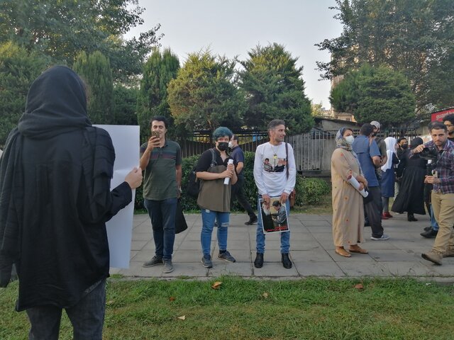 بدرقه هوشنگ ابتهاج به خانه ابدی در رشت (عکس) بدرقه هوشنگ ابتهاج