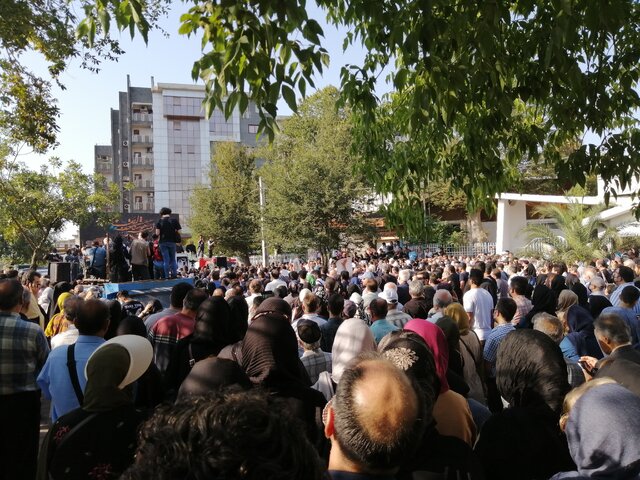 بدرقه هوشنگ ابتهاج به خانه ابدی در رشت (عکس) بدرقه هوشنگ ابتهاج