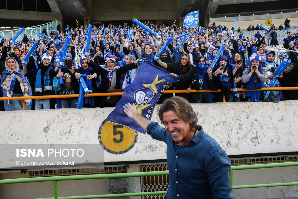 حضور زنان در استادیوم، نتیجه فشار فیفا و وجود دولت بااختیار حضور زنان در استادیوم، نتیجه فشار فیفا و وجود دولت بااختیار