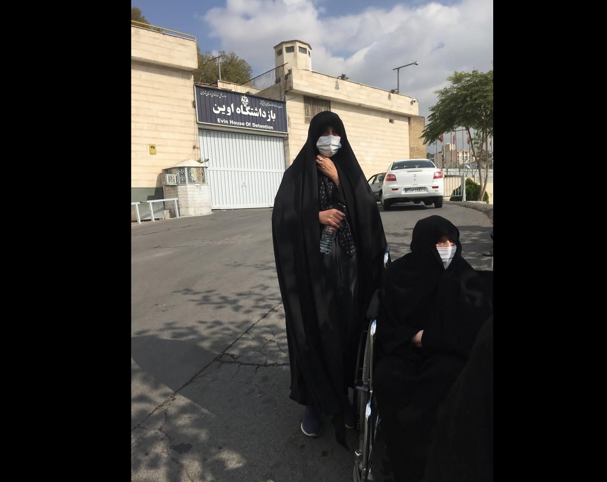 اولین ملاقات خانواده فائزه هاشمی با او در زندان اوین