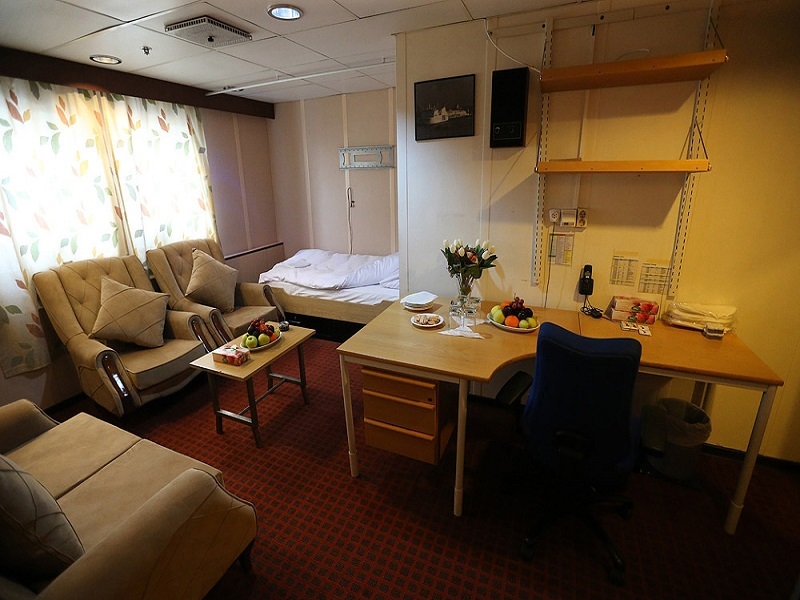 ضرغامی: قطر اجازه جذب گردشگر جام جهانی به ایران نداد /  پهلوگیری کشتی سانی منتفی شد