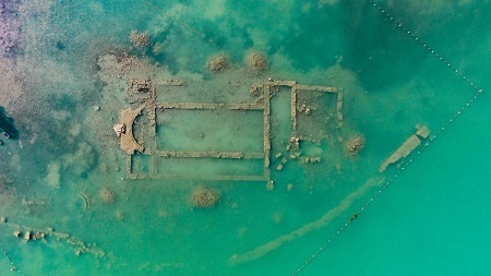 کشف کلیسای باستانی بیزانس در زیر دریاچه ترکیه کشف کلیسای باستانی بیزانس در زیر دریاچه ترکیه
