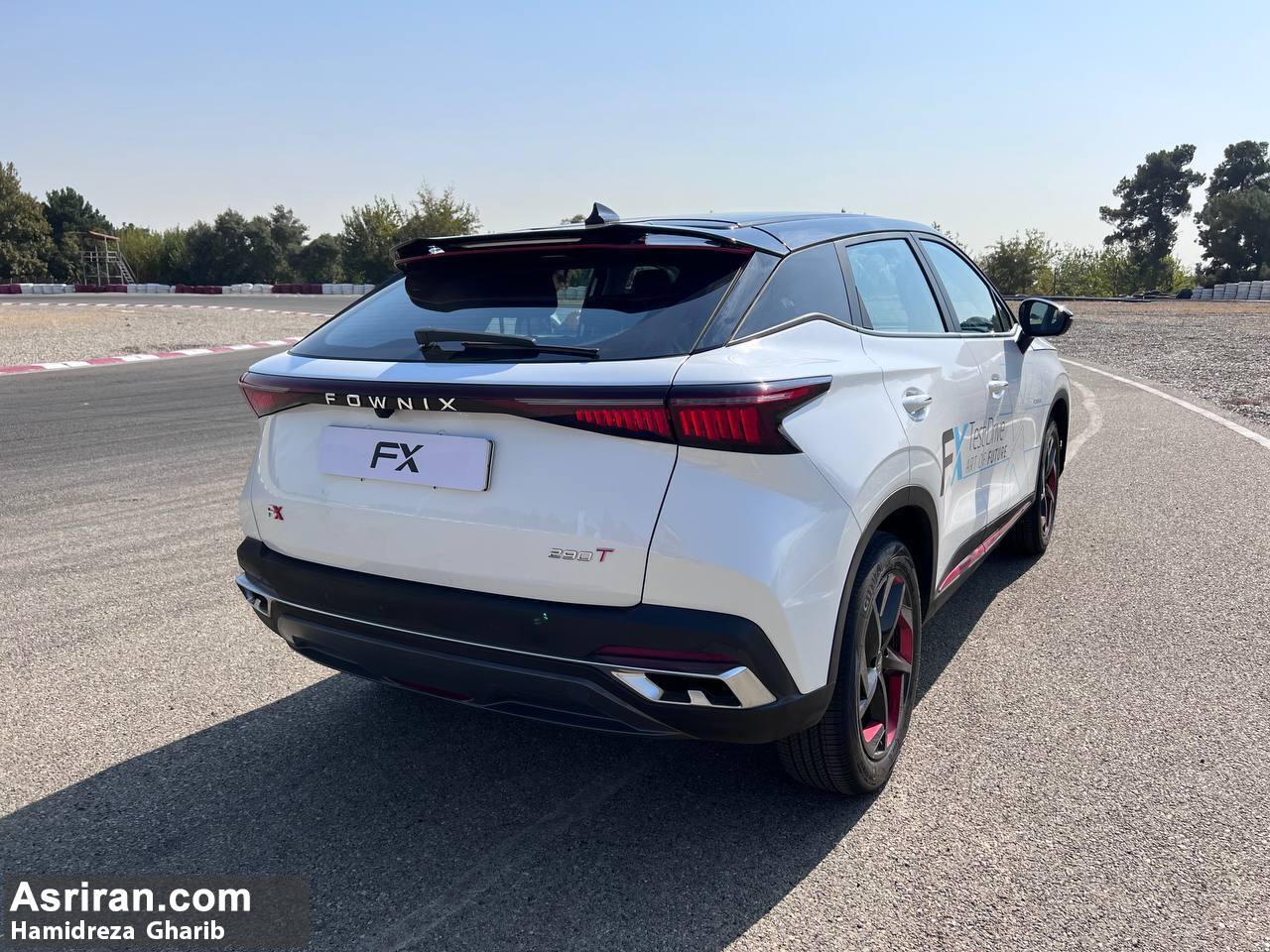 شاسی بلند جدید با نام فونیکس FX روانه بازار ایران شد/ تست و بررسی خودرو و حدود قیمت (+عکس و فیلم) شاسی بلند جدید با نام فونیکس FX روانه بازار ایران شد/ تست و بررسی خودرو و حدود قیمت (+عکس و فیلم)