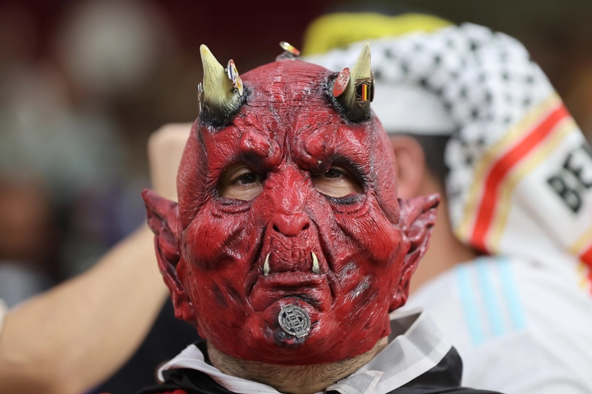 تماشاگران جام جهانی فوتبال در قطر (عکس) تماشاگران جام جهانی فوتبال در قطر (عکس)