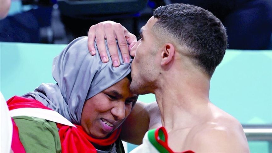 ادامه شادی مراکشی ها / شکست پرتغال و صعود به نیمه نهایی ادامه شادی مراکشی ها / شکست پرتغال و صعود به نیمه نهایی