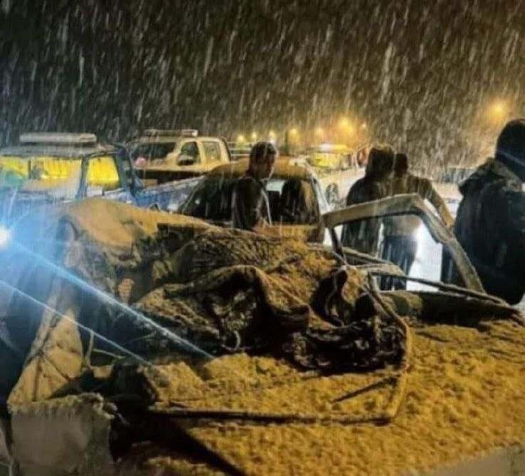 ۳ کشته بر اثر ریزش سنگ روی پژوپارس در جاده چالوس ۳ کشته بر اثر ریزش سنگ روی پژوپارس در جاده چالوس