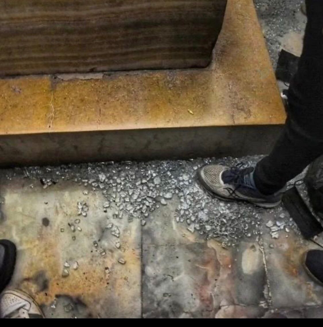 بلایی که بر سر حافظیه آوردند + عکس