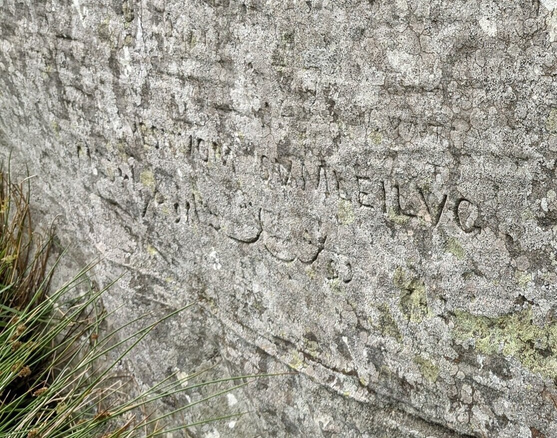 عبارت فارسی راز عبارت فارسی روی مقبره ۵ هزار ساله اسکاتلندی (+عکس)