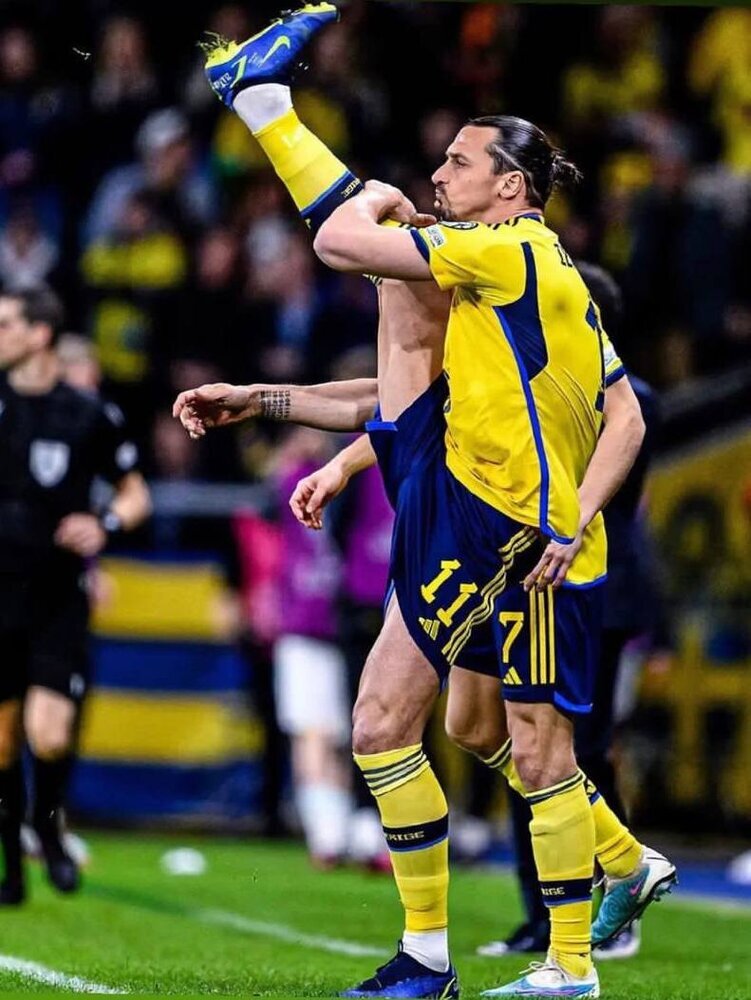 آمادگی جسمانی عجیب زلاتان در ۴۱ سالگی (عکس)